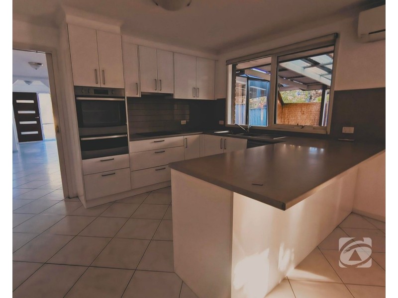 12 Herald Court, Narre Warren VIC 3805