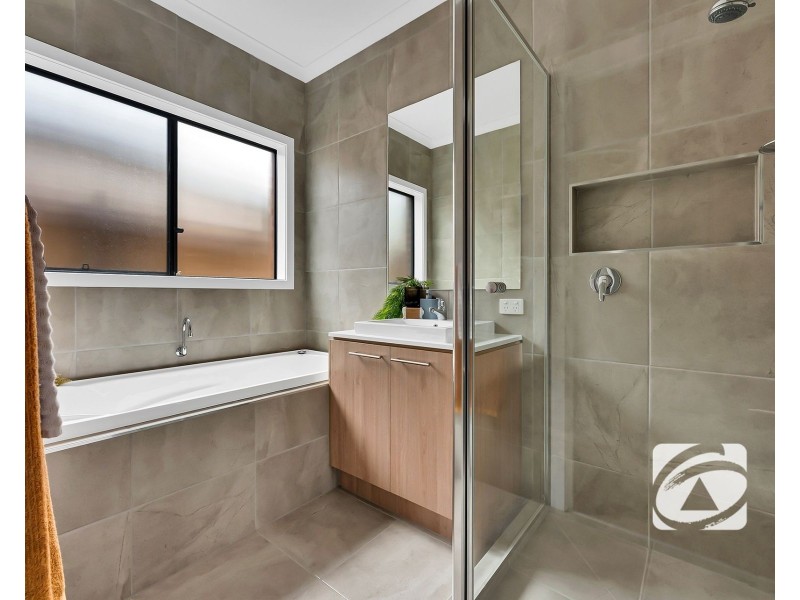 26 Cactus Drive, Clyde VIC 3978