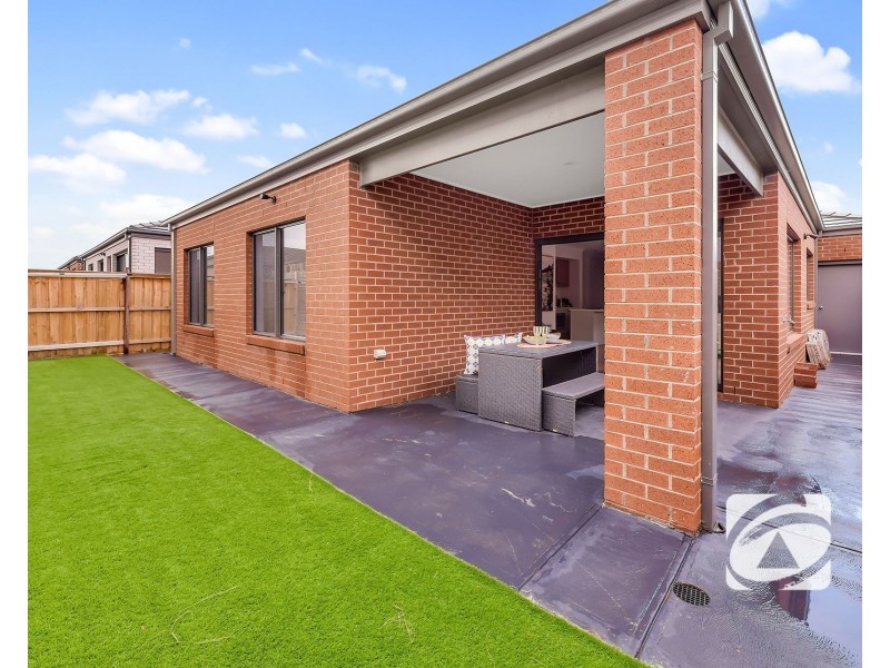 26 Cactus Drive, Clyde VIC 3978
