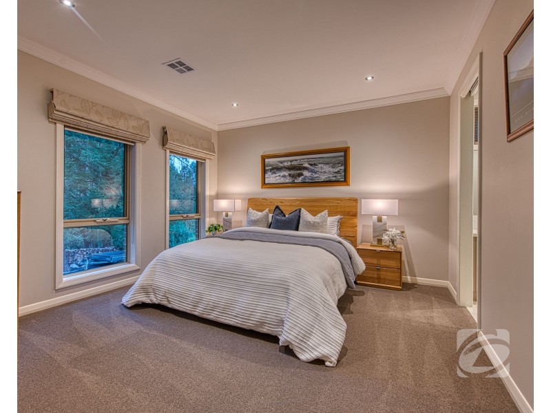 9 Jacksons Hill Road, Menzies Creek VIC 3159