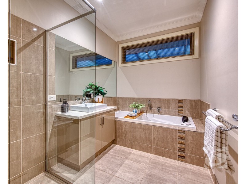 9 Jacksons Hill Road, Menzies Creek VIC 3159