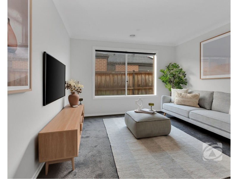 10 Matchett Drive, Clyde VIC 3978