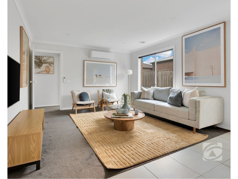 10 Matchett Drive, Clyde VIC 3978