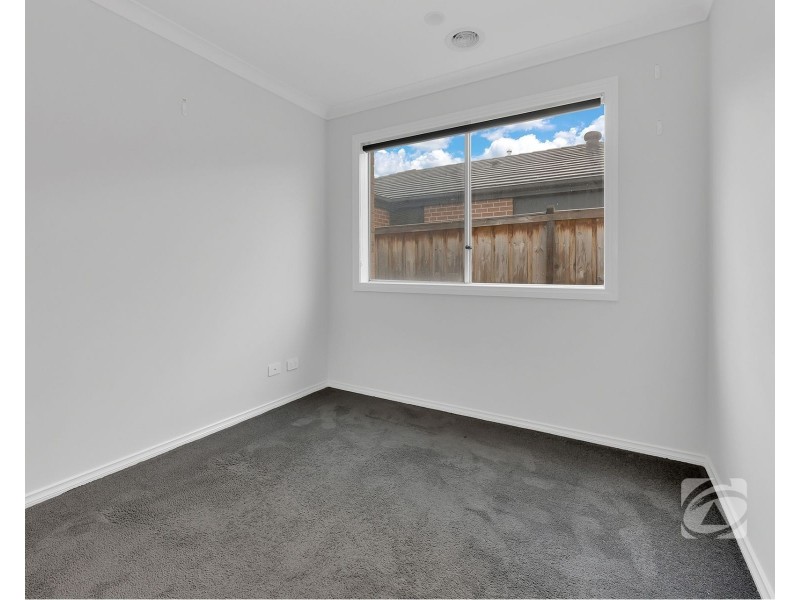 10 Matchett Drive, Clyde VIC 3978