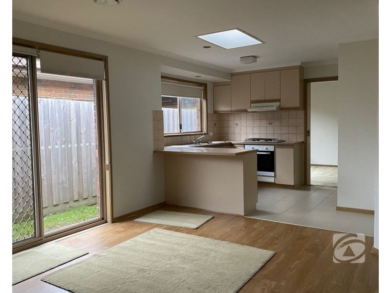 4 Malanda Court, Berwick VIC 3806