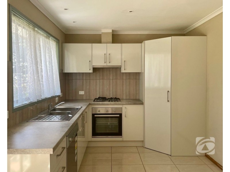 9 Redgum Place, Narre Warren VIC 3805