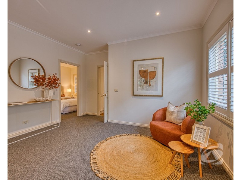 6 Exell Mews, Berwick VIC 3806