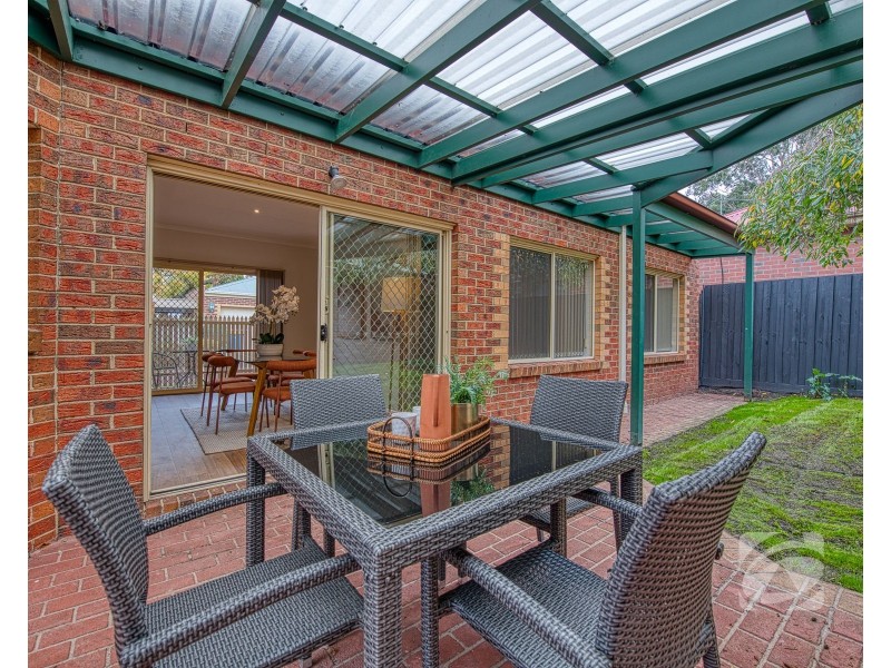 6 Exell Mews, Berwick VIC 3806
