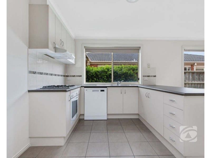 92 Ridgemont Drive, Berwick VIC 3806