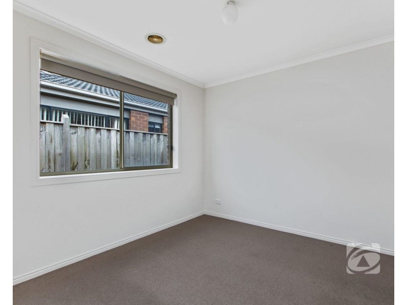 92 Ridgemont Drive, Berwick VIC 3806