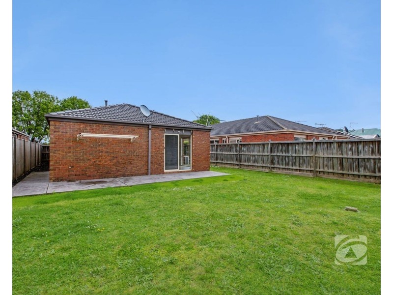 92 Ridgemont Drive, Berwick VIC 3806