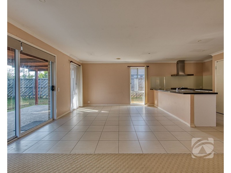 74 Golf Links Road, Berwick VIC 3806