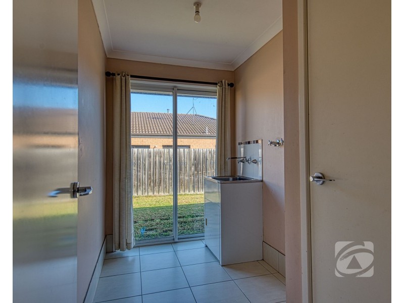 74 Golf Links Road, Berwick VIC 3806