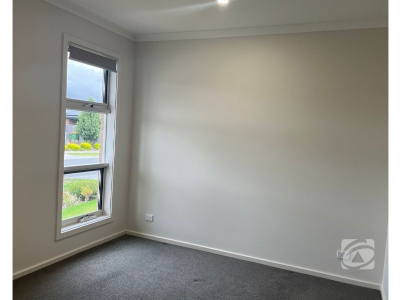 3 Shelley Street, Officer VIC 3809