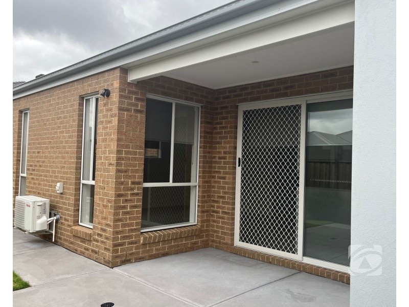 3 Shelley Street, Officer VIC 3809