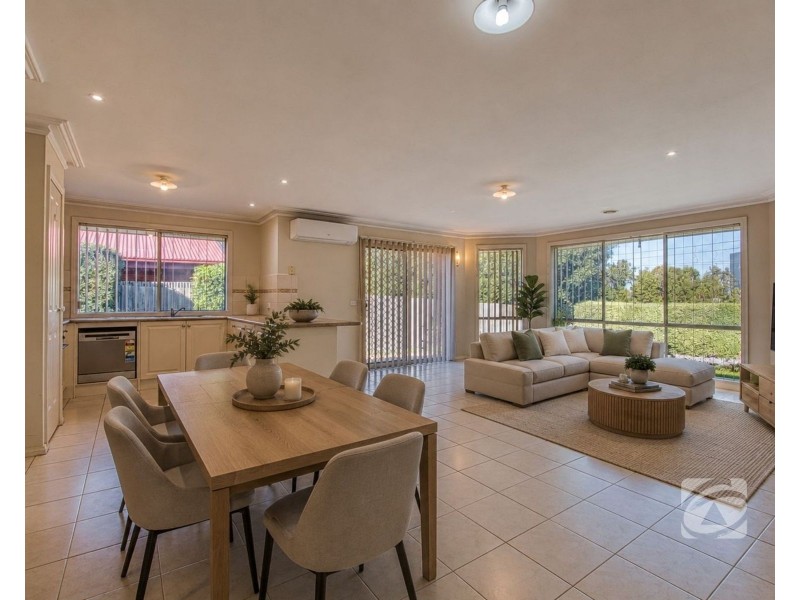 29 John Fisher Drive, Berwick VIC 3806