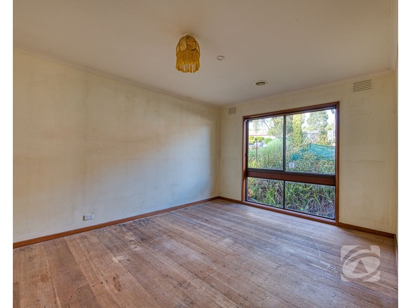 18 Oban Close, Endeavour Hills VIC 3802