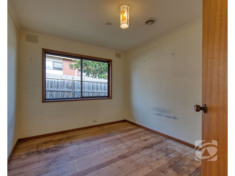 18 Oban Close, Endeavour Hills VIC 3802