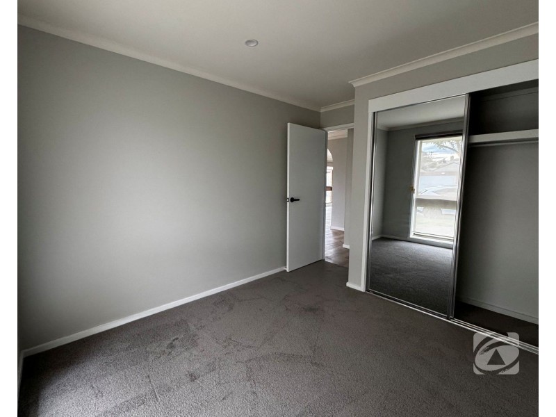 1/12 Falkiner Crescent, Dandenong VIC 3175