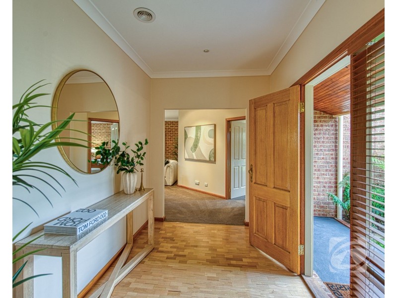 4 Arnott Place, Narre Warren North VIC 3804