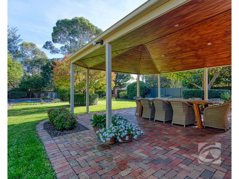 4 Arnott Place, Narre Warren North VIC 3804