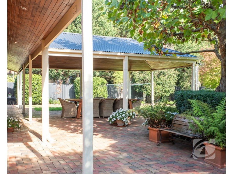 4 Arnott Place, Narre Warren North VIC 3804