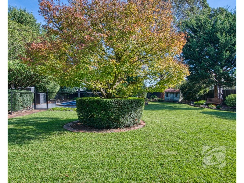 4 Arnott Place, Narre Warren North VIC 3804