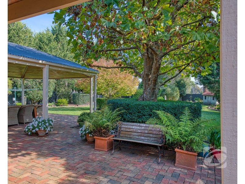 4 Arnott Place, Narre Warren North VIC 3804