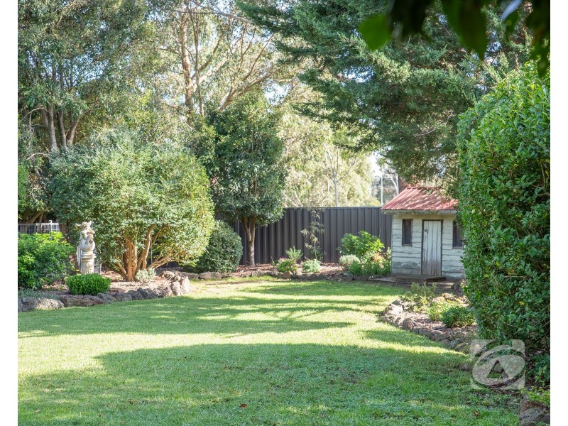 4 Arnott Place, Narre Warren North VIC 3804