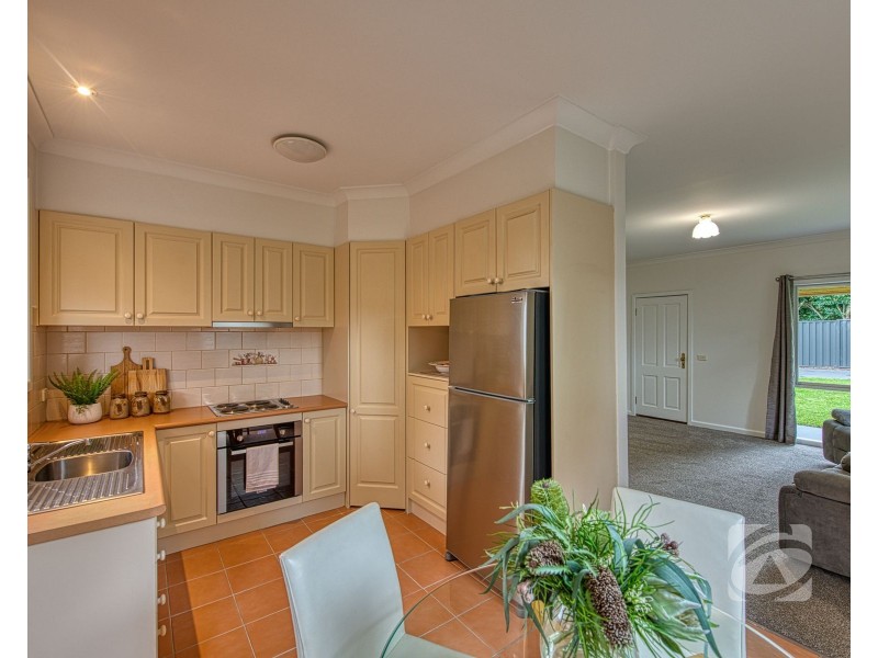 4 Arnott Place, Narre Warren North VIC 3804