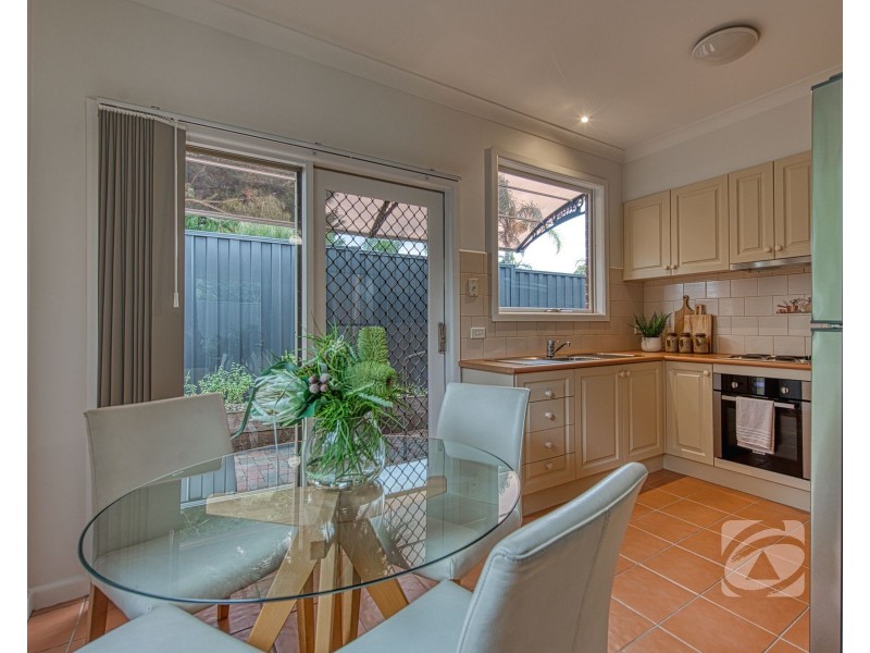 4 Arnott Place, Narre Warren North VIC 3804