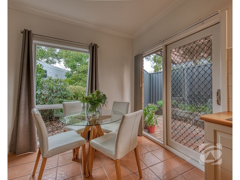 4 Arnott Place, Narre Warren North VIC 3804