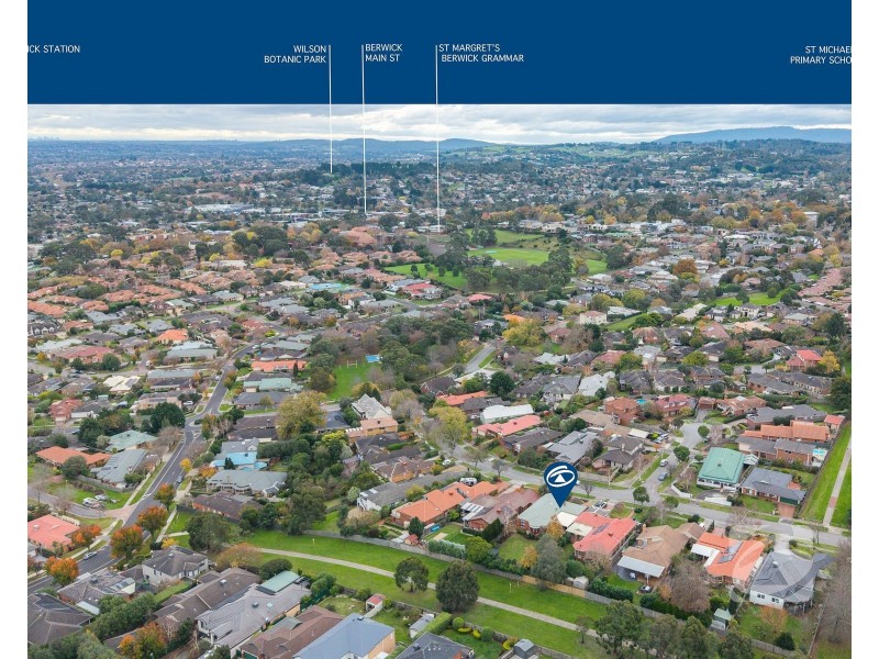 15 Edrington Park Drive, Berwick VIC 3806