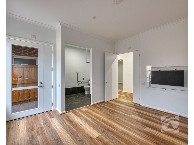 44 Charming Loop, Officer VIC 3809