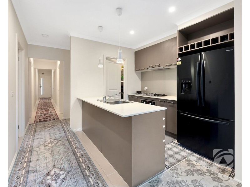 3 Tilia Drive, Cranbourne North VIC 3977