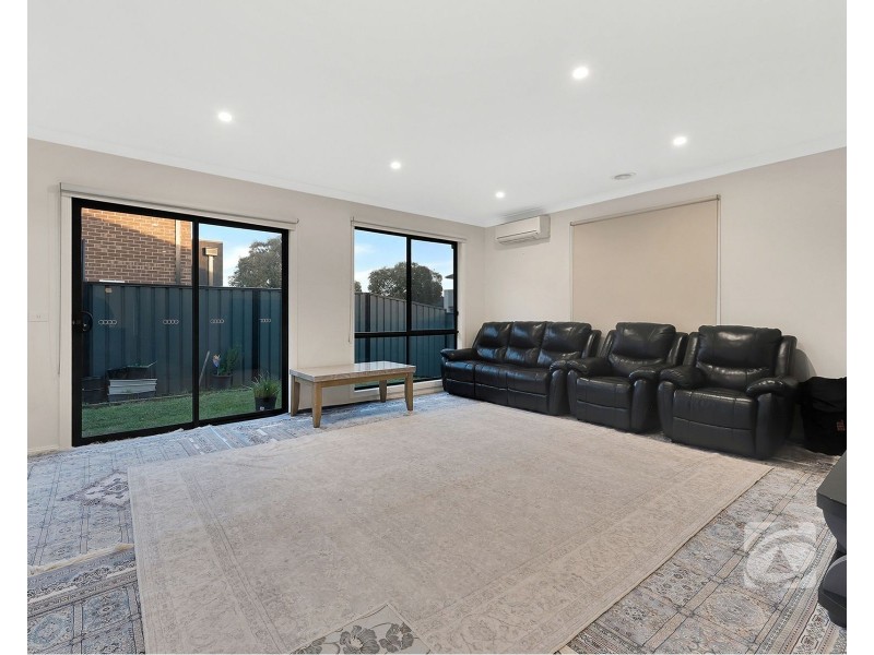 3 Tilia Drive, Cranbourne North VIC 3977