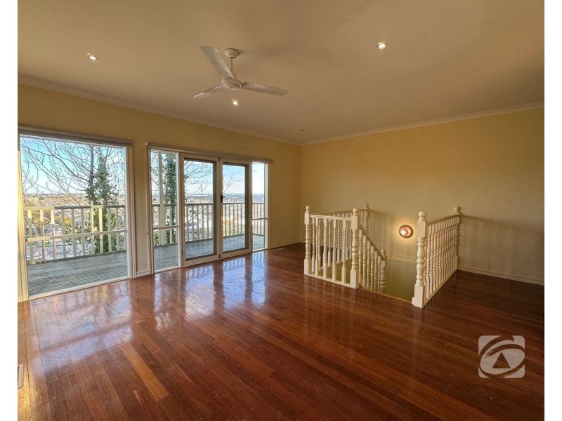 54 Whiteside Road, Officer VIC 3809