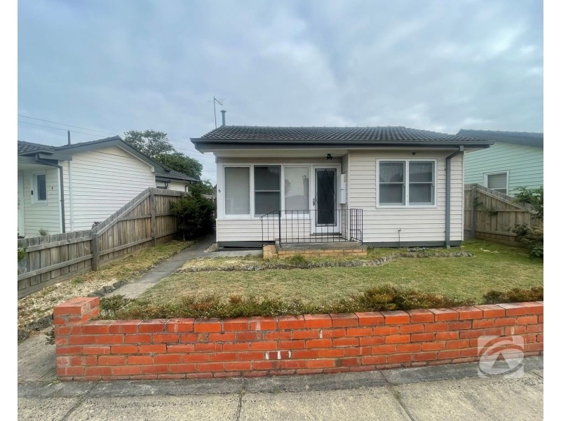 6 Dame Pattie Avenue, Pakenham VIC 3810