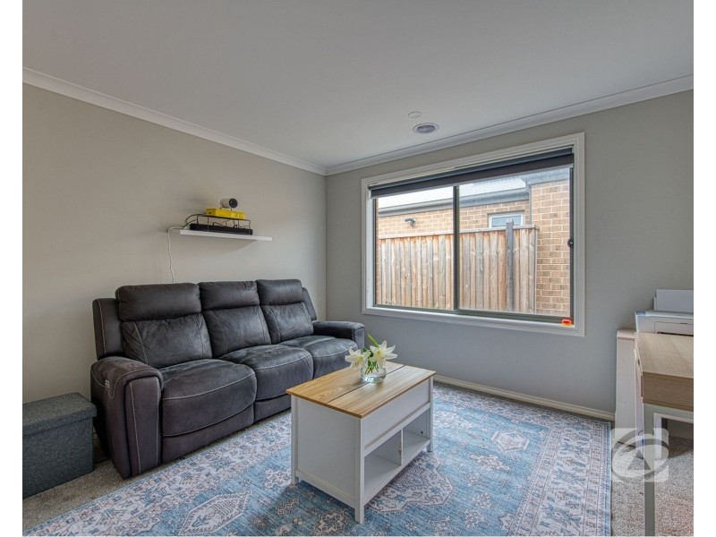 31 Koba Way, Officer VIC 3809