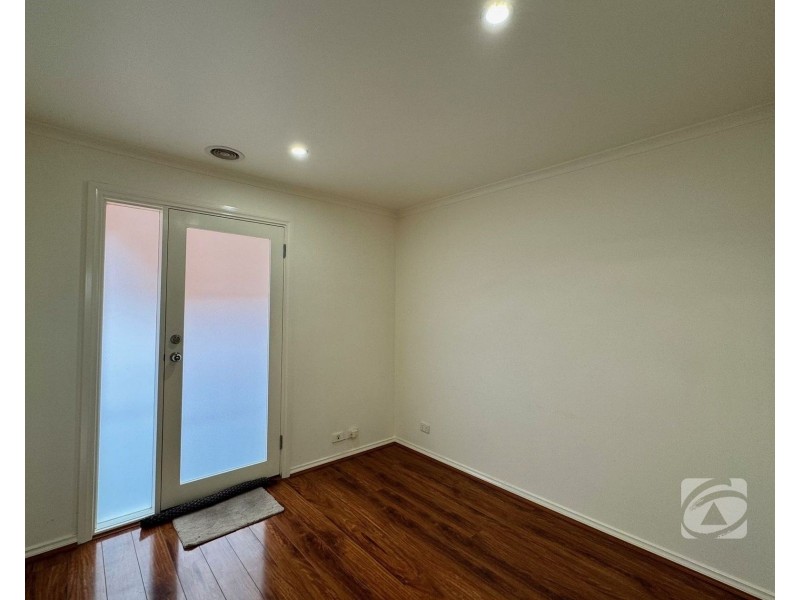 4/14 Clement Street, Dandenong VIC 3175