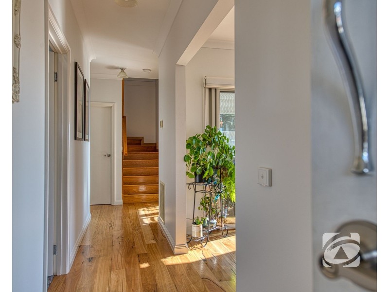 5 Eloura Place, Gembrook VIC 3783