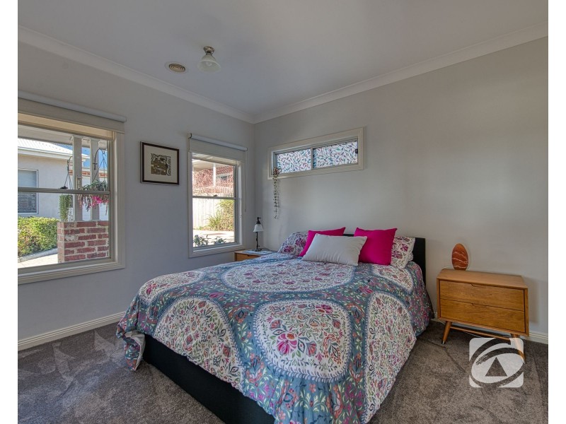 5 Eloura Place, Gembrook VIC 3783