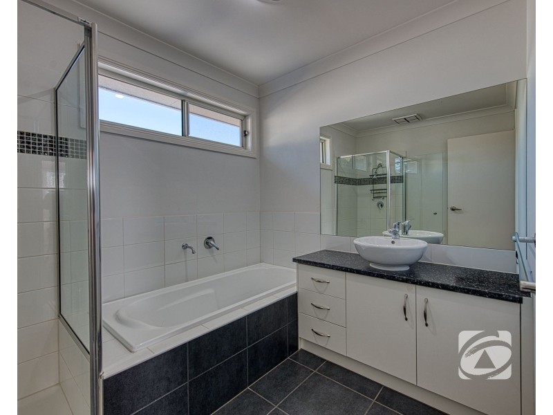 5 Eloura Place, Gembrook VIC 3783