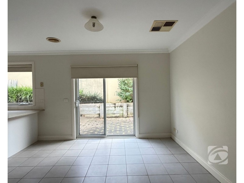 1/6 Elgin Street, Berwick VIC 3806