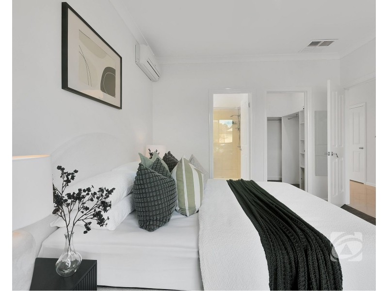 23 Baynton Crescent, Lynbrook VIC 3975