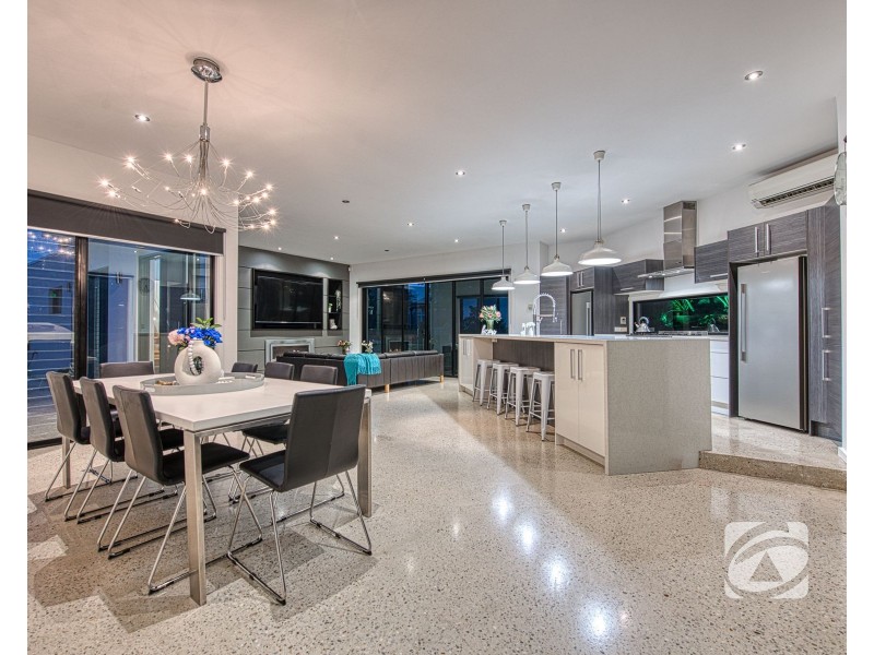 7 Rennat Court, Berwick VIC 3806