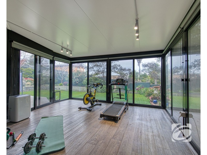 7 Rennat Court, Berwick VIC 3806