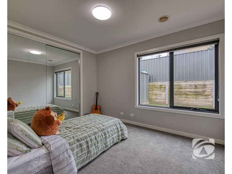 15 Maggiore Crescent, Pakenham VIC 3810