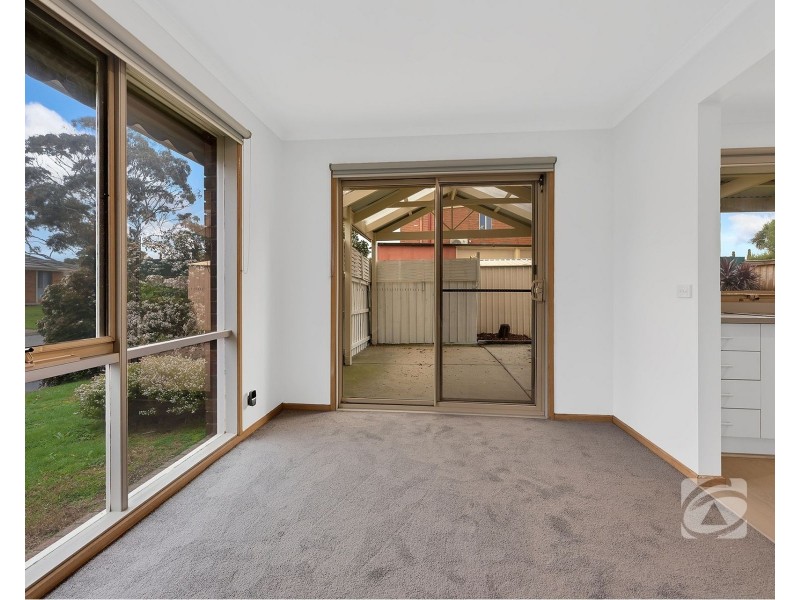 30 Norfolk Drive, Narre Warren VIC 3805