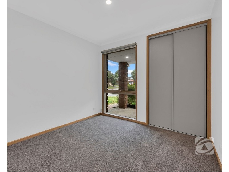 30 Norfolk Drive, Narre Warren VIC 3805